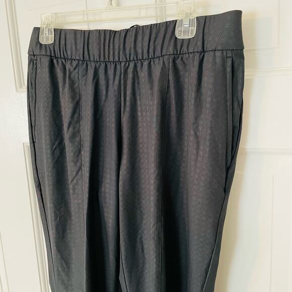 Nike Women’s UV Dri-Fit Victory Gingham Golf Joggers - Picture 8 of 13